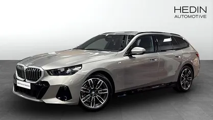 Begagnad 2025 BMW 520 M Sport Kombi | 528 700 kr (Bra pris)
