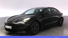 Svart Begagnad 2021 Tesla Model 3 Long Range Sedan | 299 900 kr (Marknadspris)