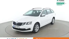 Vit Begagnad 2019 Skoda Octavia Ambition Kombi | 165 000 kr (Bra pris)