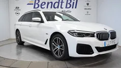 Vit Begagnad 2022 BMW 530e M Sport Kombi | 414 500 kr (Marknadspris)