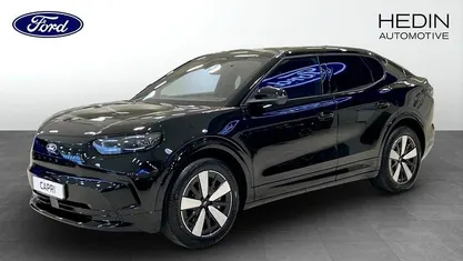 Svart (black) Begagnad 2024 Ford Capri Extended Range Sportkupé | 489 900 kr (Marknadspris)