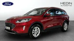 Röd (red) Begagnad 2021 Ford Kuga Titanium SUV | 259 900 kr (Marknadspris)