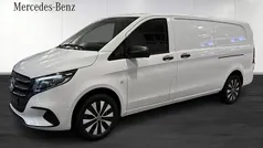 Svart Ny 2025 Mercedes Vito Minibuss | 573 000 kr (Superpris)