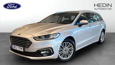 Grå (silver) Begagnad 2021 Ford Mondeo Titanium Kombi | 229 900 kr (Marknadspris)