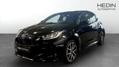 Begagnad 2021 Toyota Yaris Hybrid Halvkombi | 199 900 kr (Marknadspris)