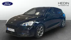 Svart (black) Begagnad 2019 Ford Focus ST-Line Halvkombi | 159 900 kr (Marknadspris)