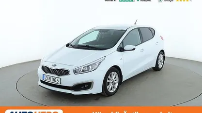 Vit Begagnad 2017 Kia Ceed Halvkombi | 99 000 kr (Marknadspris)