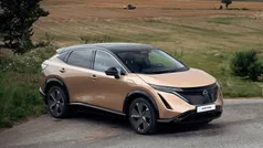 Svart Ny 2025 Nissan Ariya Evolve SUV | 463 500 kr (Bra pris)