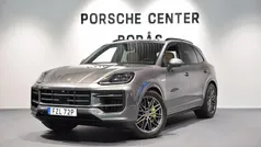 Grå (grey) Ny 2025 Porsche Cayenne SUV | 1 529 500 kr (Bra pris)