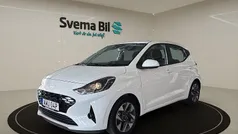 Atlas white Ny 2024 Hyundai i10 Advanced Halvkombi | 184 900 kr (Marknadspris)