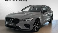 Grå Begagnad 2024 Volvo V60 Plus Kombi | 389 900 kr (Bra pris)