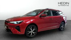 Röd (red) Begagnad 2022 MG MG5 EV Long Range Luxury Kombi | 209 900 kr (Marknadspris)