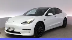 Vit Begagnad 2021 Tesla Model 3 Performance Sedan | 329 900 kr (Marknadspris)