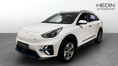 Vit (white) Begagnad 2022 Kia e-Niro Advance SUV | 299 900 kr (Marknadspris)