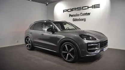 Begagnad 2025 Porsche Cayenne SUV | 1 349 000 kr