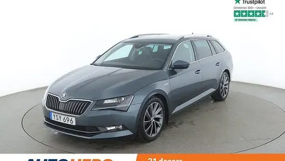 Mörkgrå (grå) Begagnad 2018 Skoda Superb LAURIN & KLEMENT Kombi | 195 000 kr (Marknadspris)