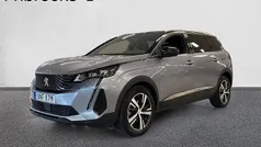 Grå Begagnad 2022 Peugeot 5008 GT Minibuss | 329 800 kr (Marknadspris)