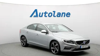 Begagnad Volvo S60 R-Design 245 HK (180 kW) 2015 Sedan
