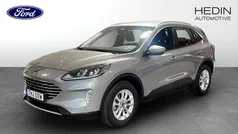 Grå (grey) Begagnad 2022 Ford Kuga Titanium SUV | 269 900 kr (Marknadspris)
