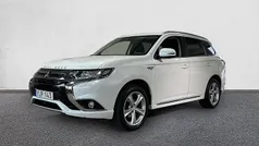 Begagnad 2016 Mitsubishi Outlander P-HEV SUV | 184 900 kr (Lite dyr)
