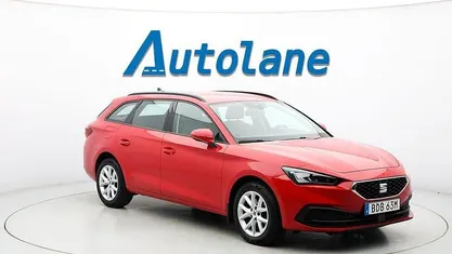 Begagnad Seat Leon ST Style 111 HK (81 kW) 2021 Röd Kombi