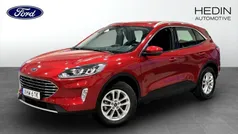 Röd (red) Begagnad 2022 Ford Kuga Business Edition SUV | 244 900 kr (Bra pris)