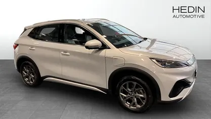 Vit Begagnad 2022 BYD Atto 3 Design SUV | 252 900 kr (Marknadspris)