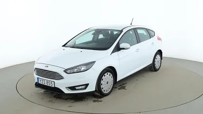 Begagnad 2017 Ford Focus Titanium Halvkombi | 122 000 kr (Marknadspris)