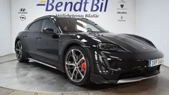 Svart Begagnad 2021 Porsche Taycan 4S Cross Turismo Sedan | 819 900 kr (Marknadspris)