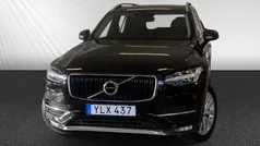 Svart Begagnad 2018 Volvo XC90 Momentum SUV | 389 800 kr (Marknadspris)