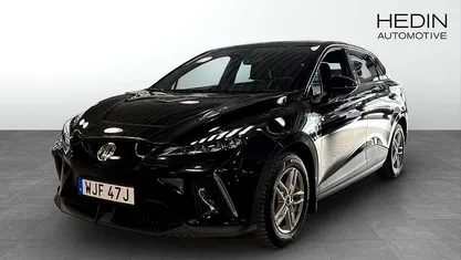 Begagnad MG MG4 EV Luxury 150 kW (204 HK) 2022 Halvkombi