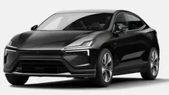 Svart Begagnad 2024 Polestar 4 Long Range Single Motor SUV | 667 900 kr (Marknadspris)