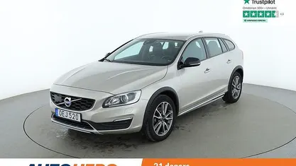Begagnad 2016 Volvo V60 CC Kombi | 192 000 kr (Bra pris)