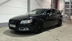 Svart Begagnad 2009 Volvo V70 Kombi | 64 900 kr (Marknadspris)