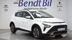 Vit Begagnad 2023 Hyundai Bayon Essential SUV | 219 800 kr (Marknadspris)