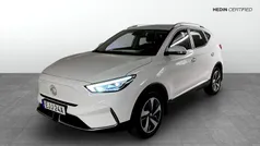 Vit (white) Begagnad 2022 MG ZS Comfort Sedan | 229 500 kr (Superpris)