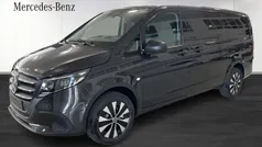 Svart Ny 2025 Mercedes Vito Minibuss | 568 900 kr