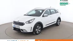 Vit Begagnad 2017 Kia Niro Advance SUV | 159 000 kr (Marknadspris)