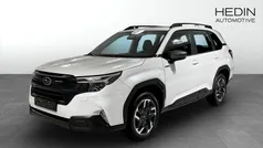 Vit (white) Ny 2024 Subaru Forester SUV | 414 900 kr (Bra pris)