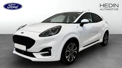 Vit (white) Begagnad 2022 Ford Puma Gen-E ST-Line SUV | 219 900 kr (Marknadspris)