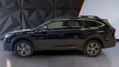Svart Begagnad 2021 Subaru Outback SUV | 349 900 kr (Marknadspris)