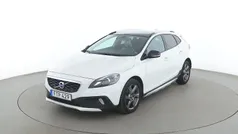 Vit Begagnad 2016 Volvo V40 CC Summum Kombi | 212 000 kr (Marknadspris)