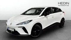 Vit (white) Begagnad 2023 MG MG4 EV Halvkombi | 249 900 kr (Marknadspris)