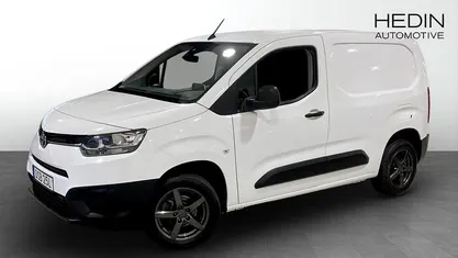 Vit Begagnad 2022 Toyota Proace City City Minibuss | 169 900 kr (Superpris)