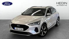 Grå (grey) Begagnad 2024 Ford Focus Active Halvkombi | 204 900 kr (Bra pris)