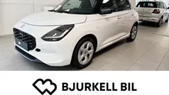 Vit Ny 2024 Suzuki Swift Halvkombi | 259 900 kr (Marknadspris)