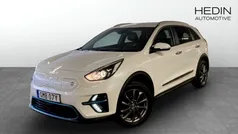 Vit (white) Begagnad 2022 Kia e-Niro Advance SUV | 269 900 kr (Marknadspris)