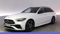 Vit Begagnad 2023 Mercedes C300e AMG Kombi | 417 900 kr (Marknadspris)