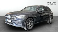 Svart Begagnad 2021 Mercedes GLC300e AMG SUV | 389 900 kr (Marknadspris)