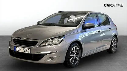 Grå Begagnad 2013 Peugeot 308 Halvkombi | 69 900 kr (Marknadspris)